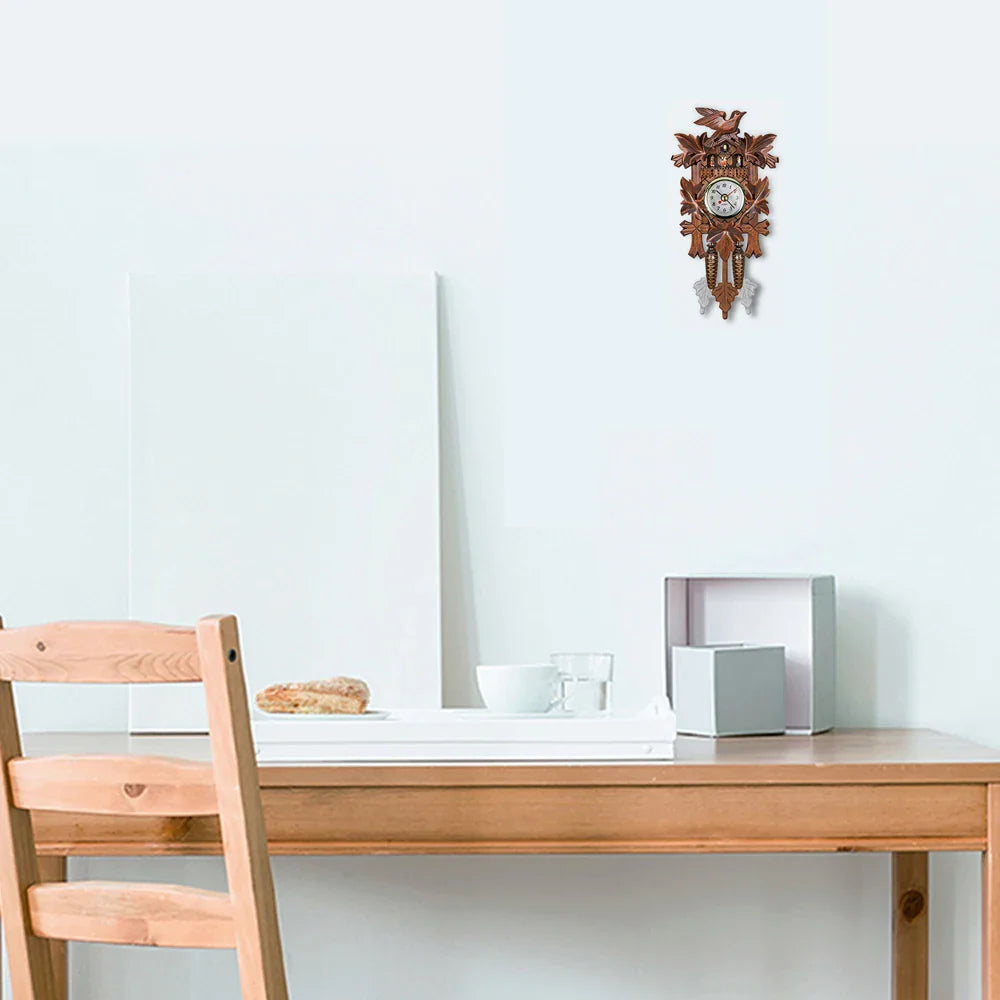 Orologi a cucù in legno