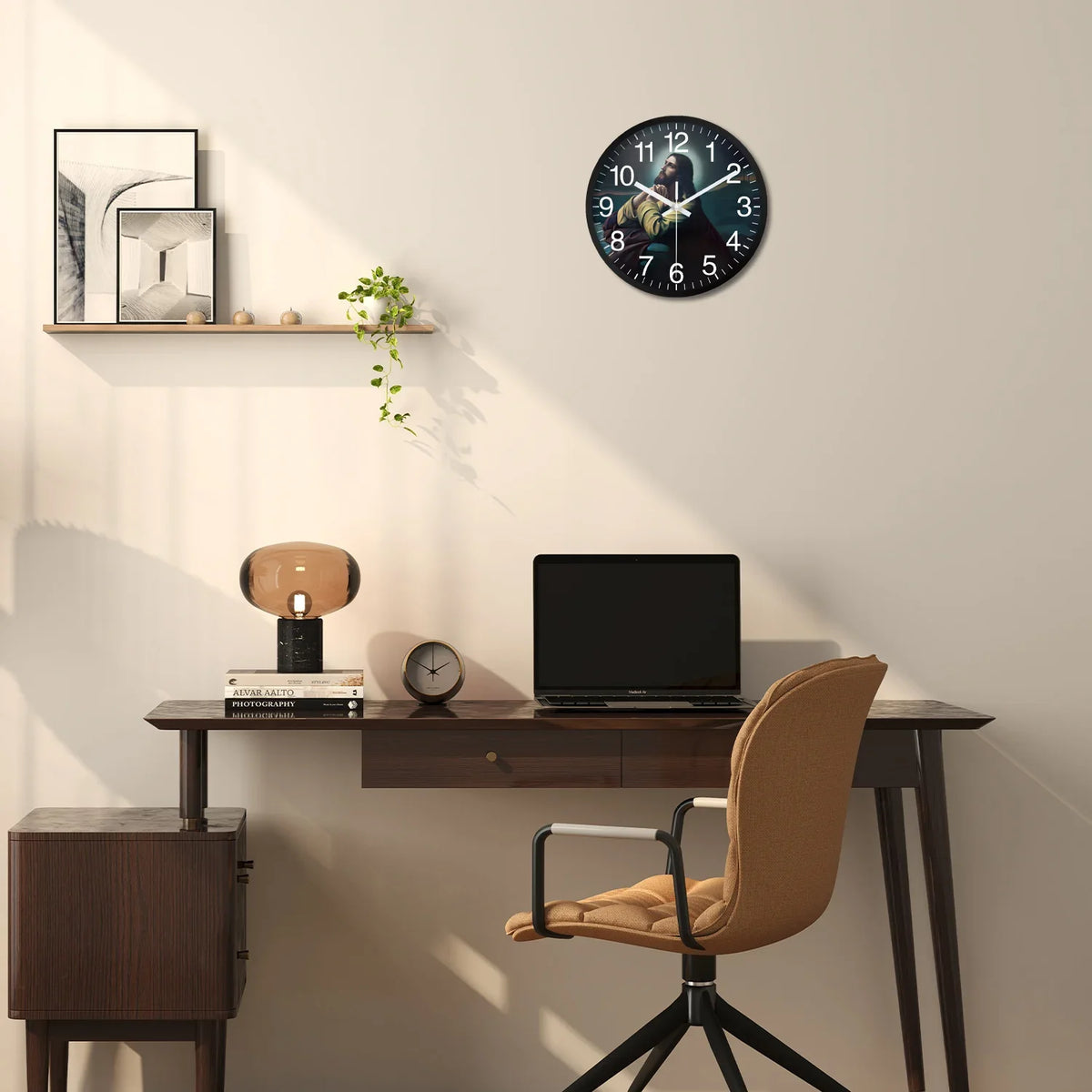 Orologio da parete a tema religioso