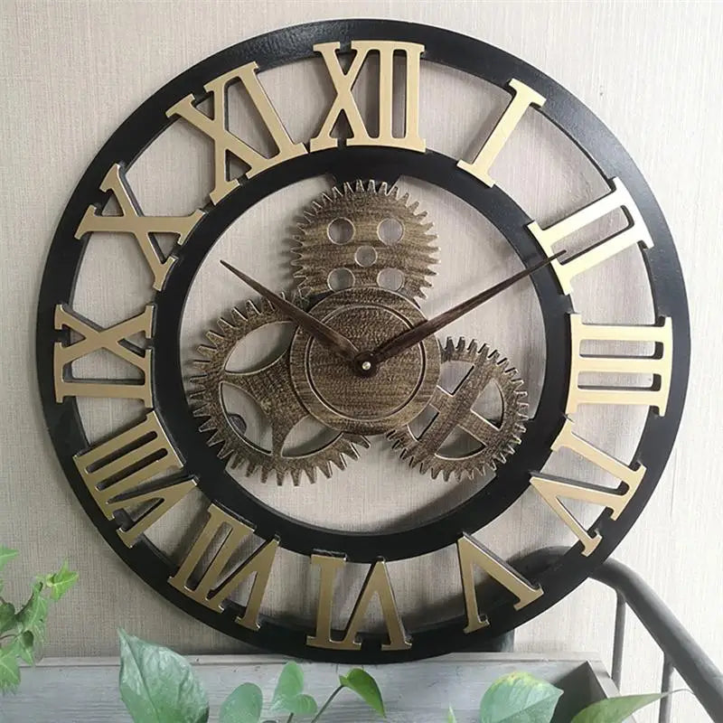 Orologio da parete con ingranaggi a vista