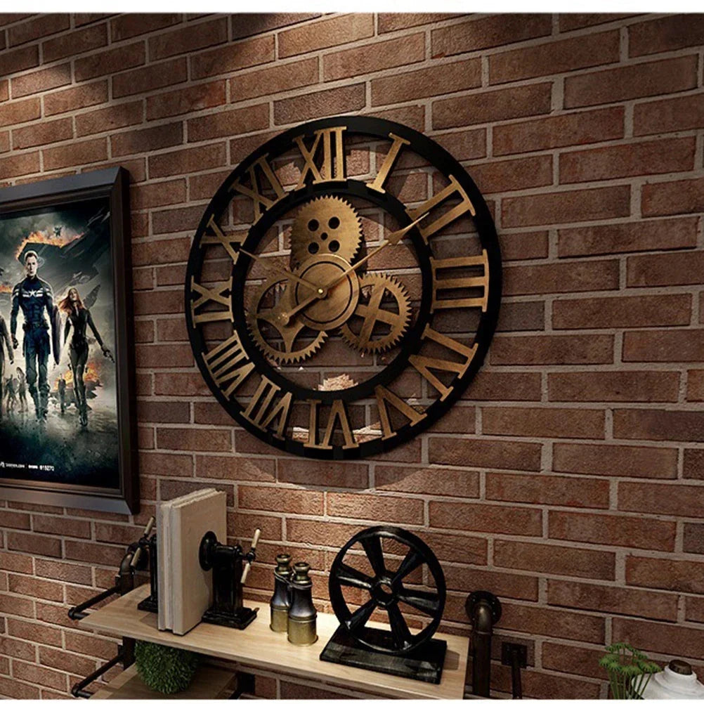 Orologio da parete con ingranaggi a vista