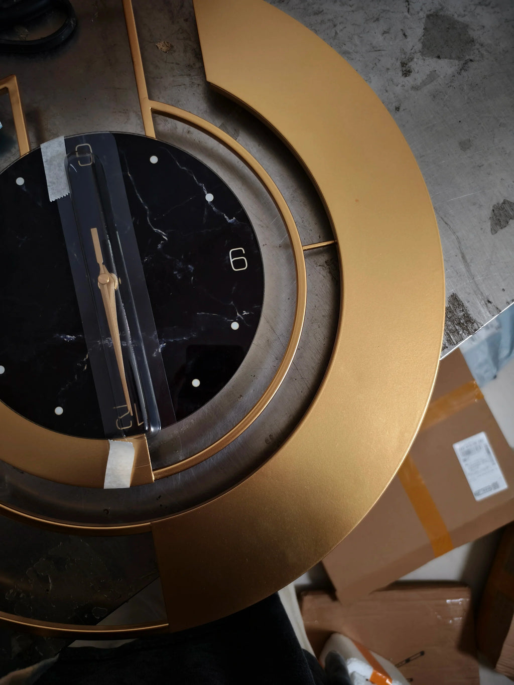 Orologio da parete contemporaneo