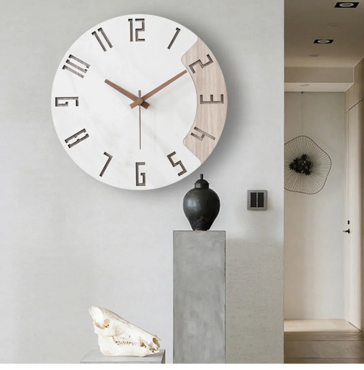 Orologio da parete in legno bianco