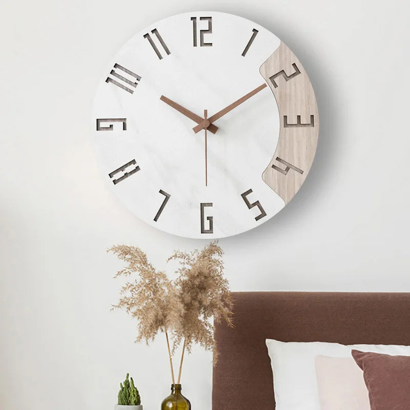 Orologio da parete in legno bianco