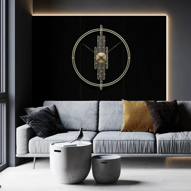 Orologio da parete in metallo minimalista