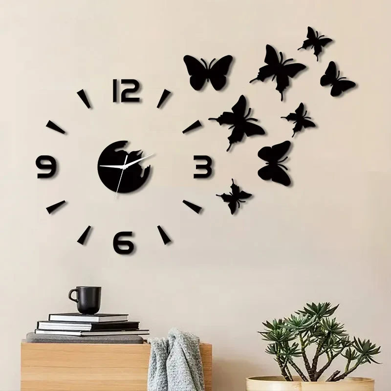 Orologio da parete particolare con farfalle