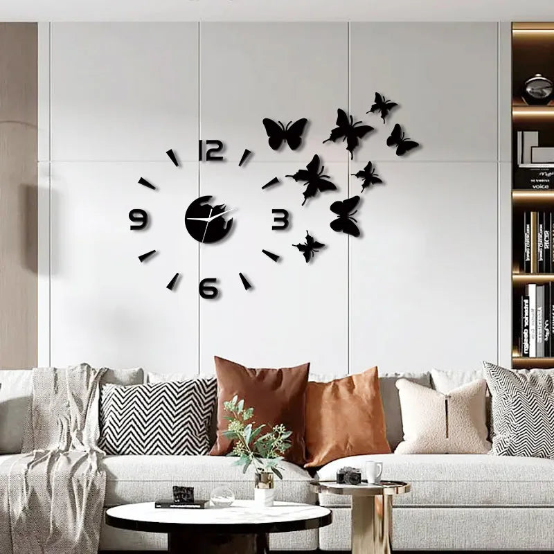 Orologio da parete particolare con farfalle