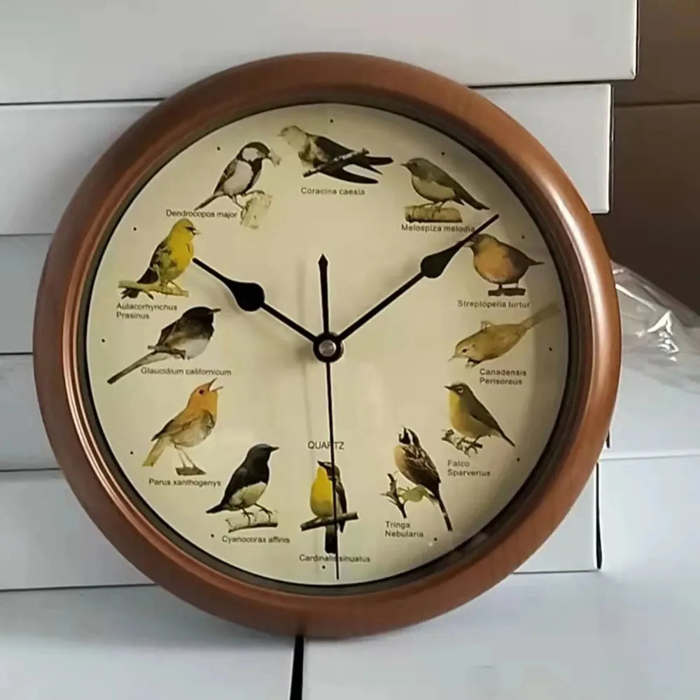 Orologio da parete particolare con uccelli