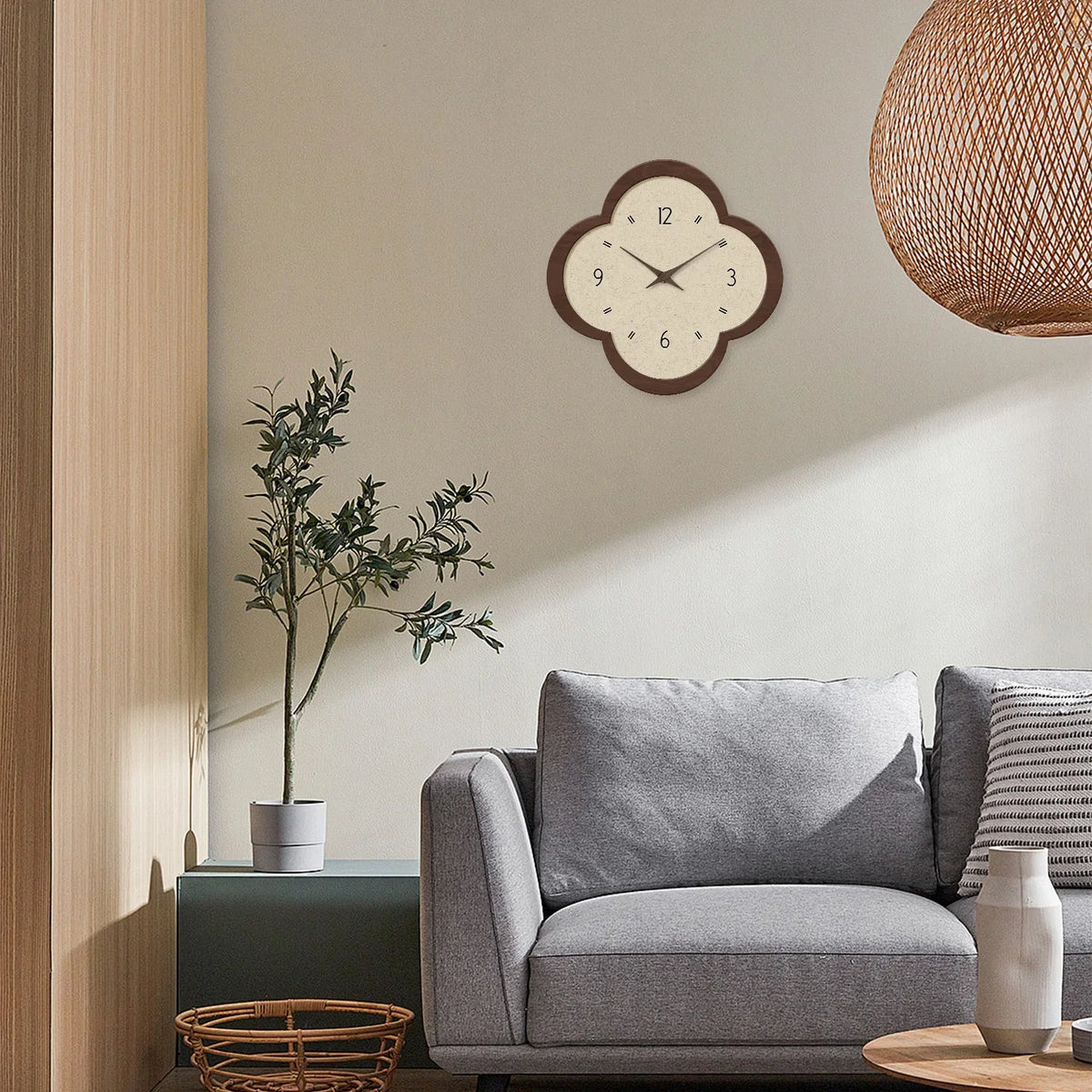 Orologio da parete particolare elegante