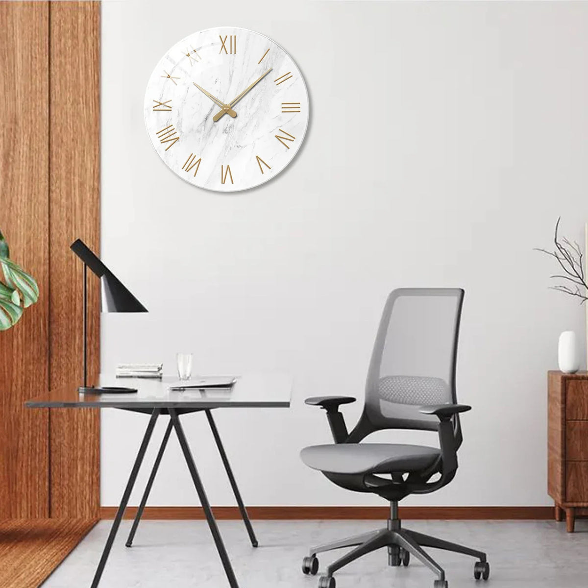 Orologio elegante con numeri romani