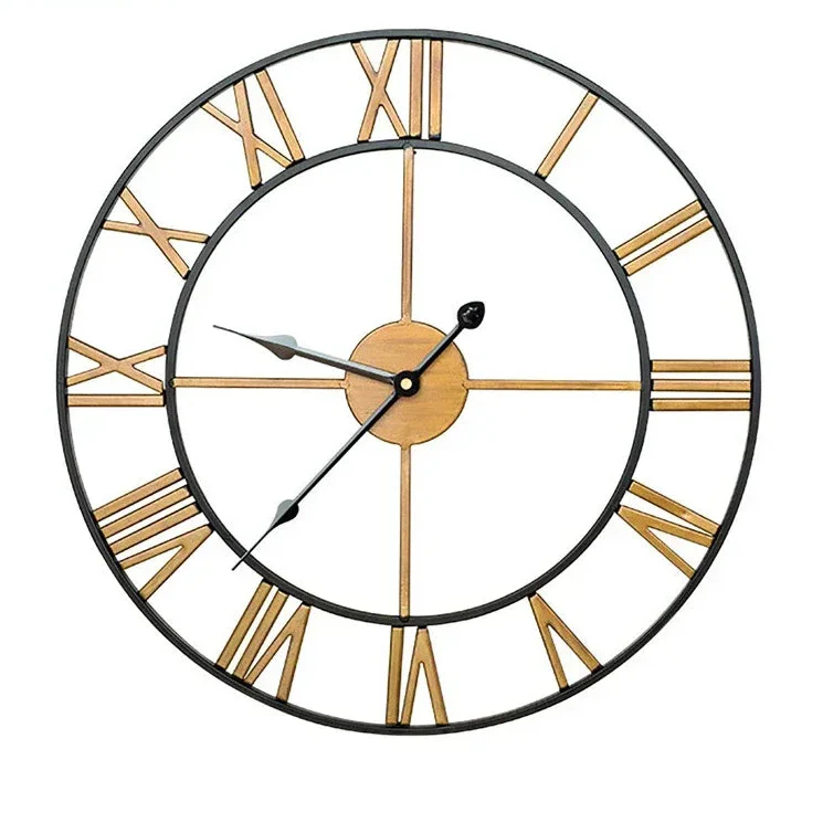 Orologio in ferro con numeri romani